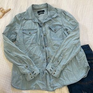 Lucky Brand jean Chambray button up top